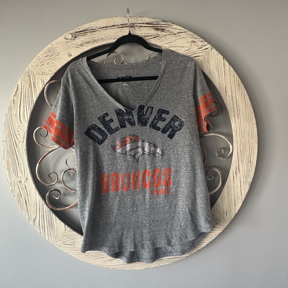 NFL Broncos T-shirt